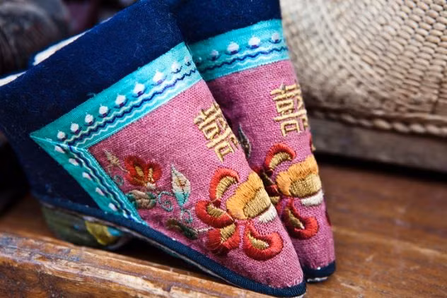 Su that tuc bo chan cua nguoi Trung Quoc thoi xua