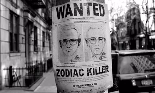 Gần đây, giáo sư Kevin Knight thuộc Đại học Nam California, đã phát minh ra CARMEL - siêu máy tính được đào tạo để có thể hiểu và diễn đạt được ngôn ngữ của con người.