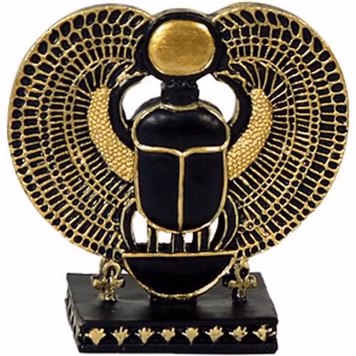 Do vậy, người Ai Cập thường loại bỏ trái tim của người quá cố trong quá trình ướp xác và đặt một miếng đá khắc hình bọ hung rồi đặt vào vị trí trên với hy vọng người chết sẽ được tái sinh.