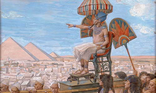 Các pharaoh Ai Cập cũng được cho là những người gần gũi với thần linh nhất và đảm bảo các vị thần được thờ phụng đầy đủ để mưa thuận gió hòa, người dân có mùa vụ bội thu.