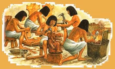 Những người thợ thủ công là những người có tay nghề cao phụ trách việc sản xuất như các thợ gốm sứ, thợ làm da, nhà điêu khắc, thợ dệt, thợ kim hoàn, thợ may...