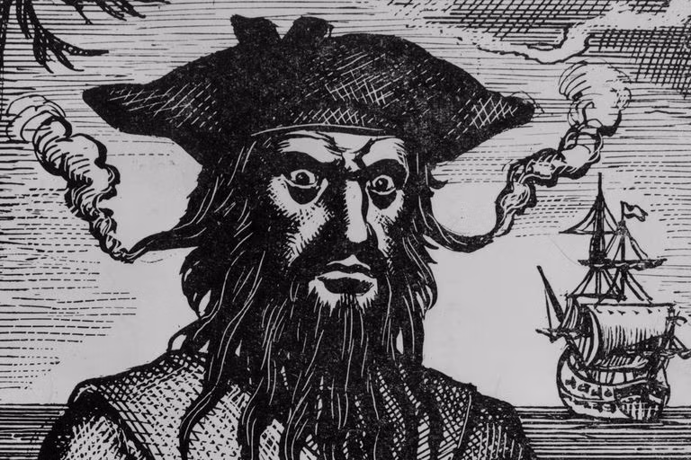 Sau khi chết, Râu đen bị chặt đầu. Đầu của y được treo ở mũi tàu của Đại úy Robert Maynard - người chỉ huy hạm đội hải quân tiêu diệt băng nhóm cướp biển Râu Đen.