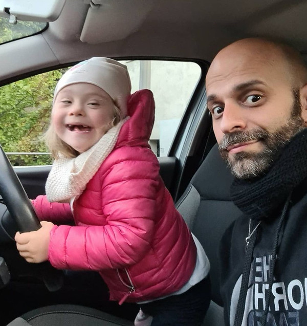 Luca thường xuyên chụp lại khoảnh khắc ý nghĩa, đăng tải lên instagram cá nhân.