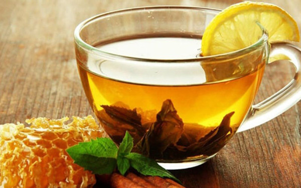 Quá trình nghiên cứu, chuyên gia ghi nhận tổng lượng chất có thể chiết được từ trà trong lần hãm đầu chiếm 52%, lần hai và lần ba lần lượt chiếm 33%, 10%. Nếu trà được hãm nhiều lần, tỷ lệ trà chỉ còn 1-2% và còn phát sinh một số chất có hại.