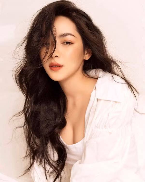 Trải qua nhiều thay đổi, Thanh Quỳnh hài lòng với dung mạo hiện tại. Cô cho biết sẽ nỗ lực hết mình trước những cơ hội việc làm mới.