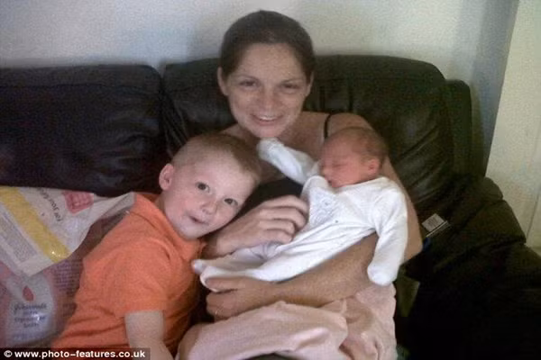 Lisa được xuất viện 1 tháng sau đó và hoàn toàn vui vẻ khỏe mạnh dù cô vẫn phải trải qua trị xạ. Lisa cho biết, cô đã học được rất nhiều điều sau ca phẫu thuật sinh tử. Cô cũng khuyên mọi người, qua câu chuyện của mình, hãy chú ý đến sức khỏe và nhận thức được ung thư luôn rình rập xung quanh mình.