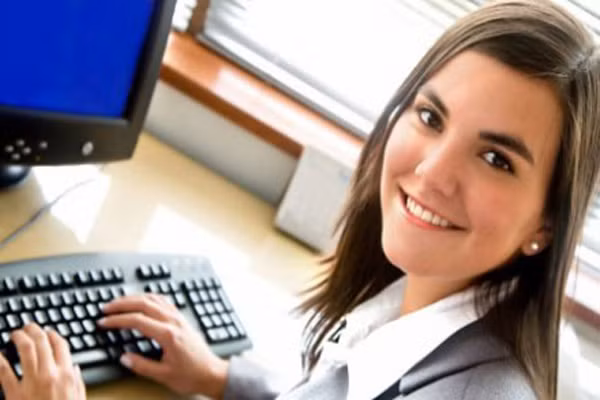 Một lý do được các nhà khoa học tại Anh giải thích cho điều thú vị này là, nghành nghề kế toán sẽ có quyền kiểm soát và tự chủ hơn các ngành nghề khác. Một nghiên cứu khác lại cho rằng, mức lương trung bình của kế toán cao hơn hẳn do đó họ có chất lượng sống cao hơn.