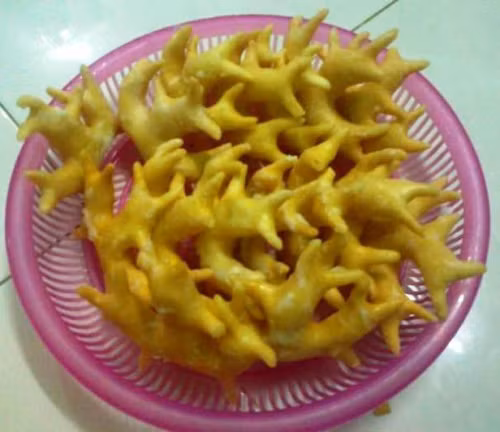 Kham pha banh cu gung doc dao cua nguoi Cham-Hinh-5