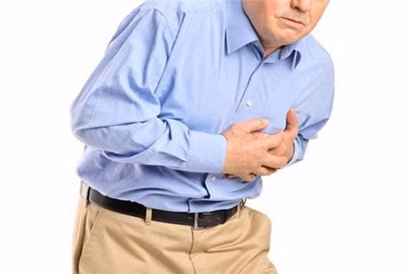 Nó sẽ chỉ nguy hại khi nhịp tim của bạn đập 150 -200 lần/phút kèm theo những triệu chứng như hồi hộp, đau hàm hoặc đau cánh tay trái và có cảm giác gần như muốn xỉu. 