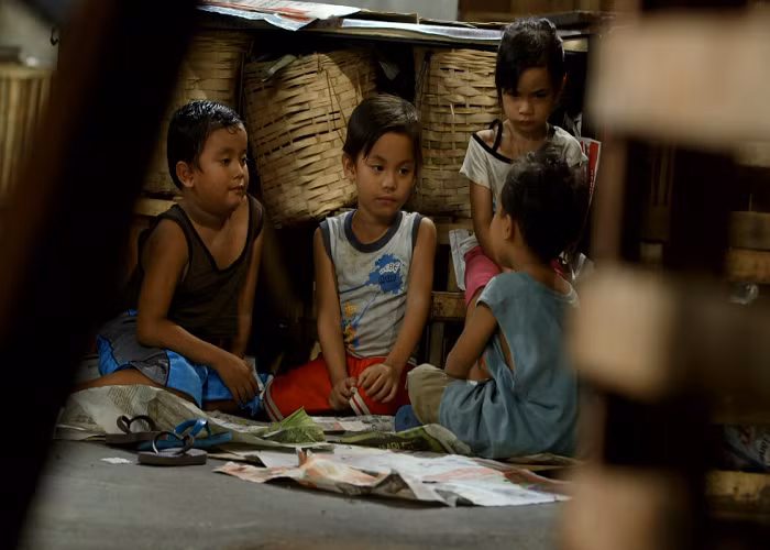 “Ong cu non” hut trieu view vi mot minh “can” het viec nha-Hinh-4