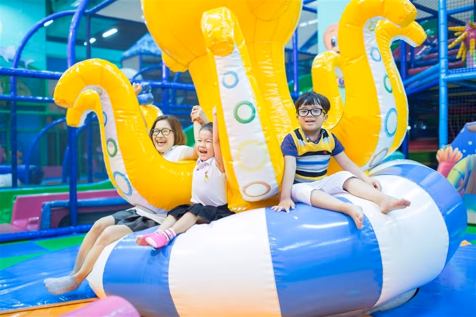 Du khach tan huong he soi dong tai Sun World Danang Wonders-Hinh-8