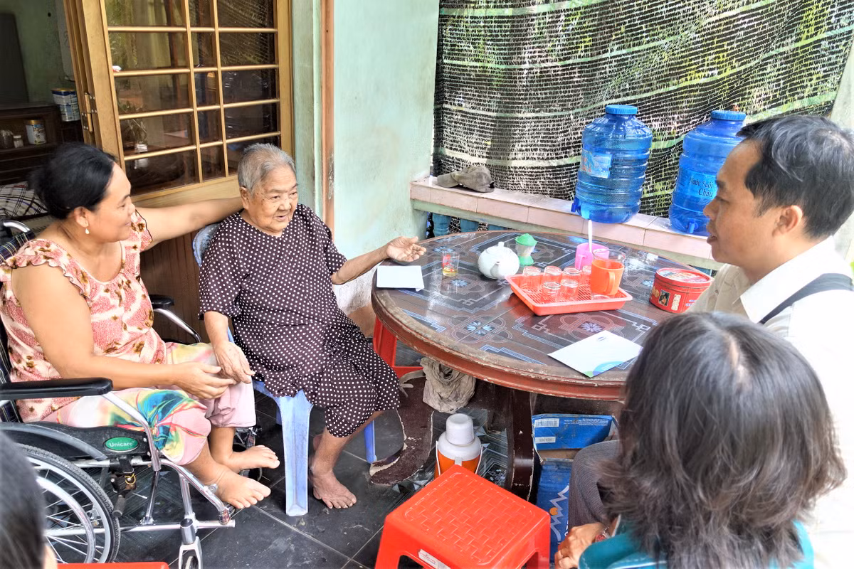 Vinamilk tham hoi va tri an cac ba me Viet Nam anh hung