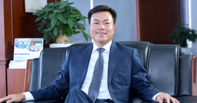 Chu tich HDQT AMD dang ky mua 5 trieu co phieu AMD