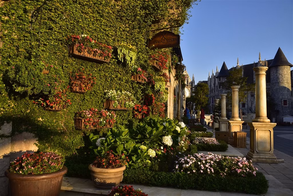 Co mot Sun World Ba Na Hills ruc ro sac hoa-Hinh-4