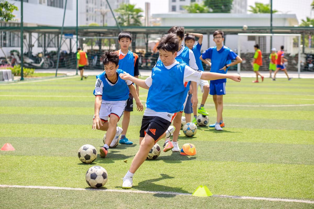 Chuoi hanh trinh trai nghiem song dong tai trai he Vinschool-Hinh-3