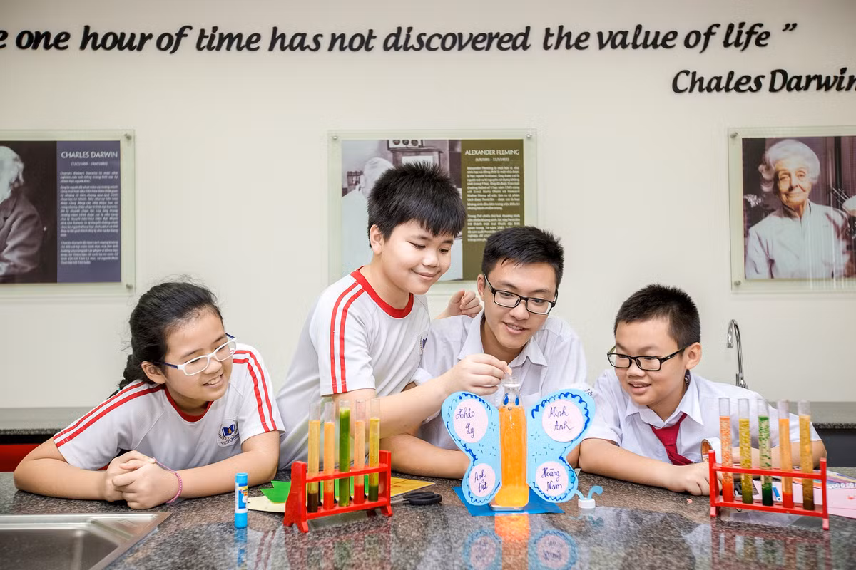 Chuoi hanh trinh trai nghiem song dong tai trai he Vinschool-Hinh-2