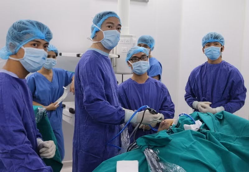 Benh vien Vinmec: Ho tro 70% chi phi dieu tri benh hiem ngheo-Hinh-2