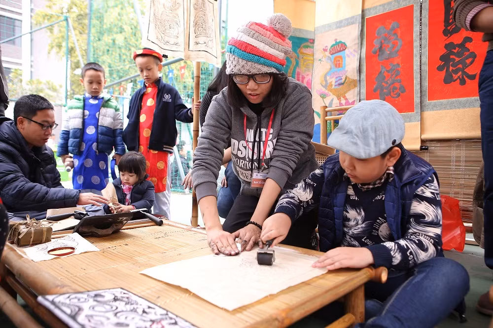 Hoi Xuan Vinsers 2017 - Ton vinh truyen thong Viet tai ngoi truong hien dai-Hinh-9