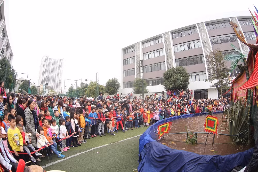 Hoi Xuan Vinsers 2017 - Ton vinh truyen thong Viet tai ngoi truong hien dai-Hinh-12