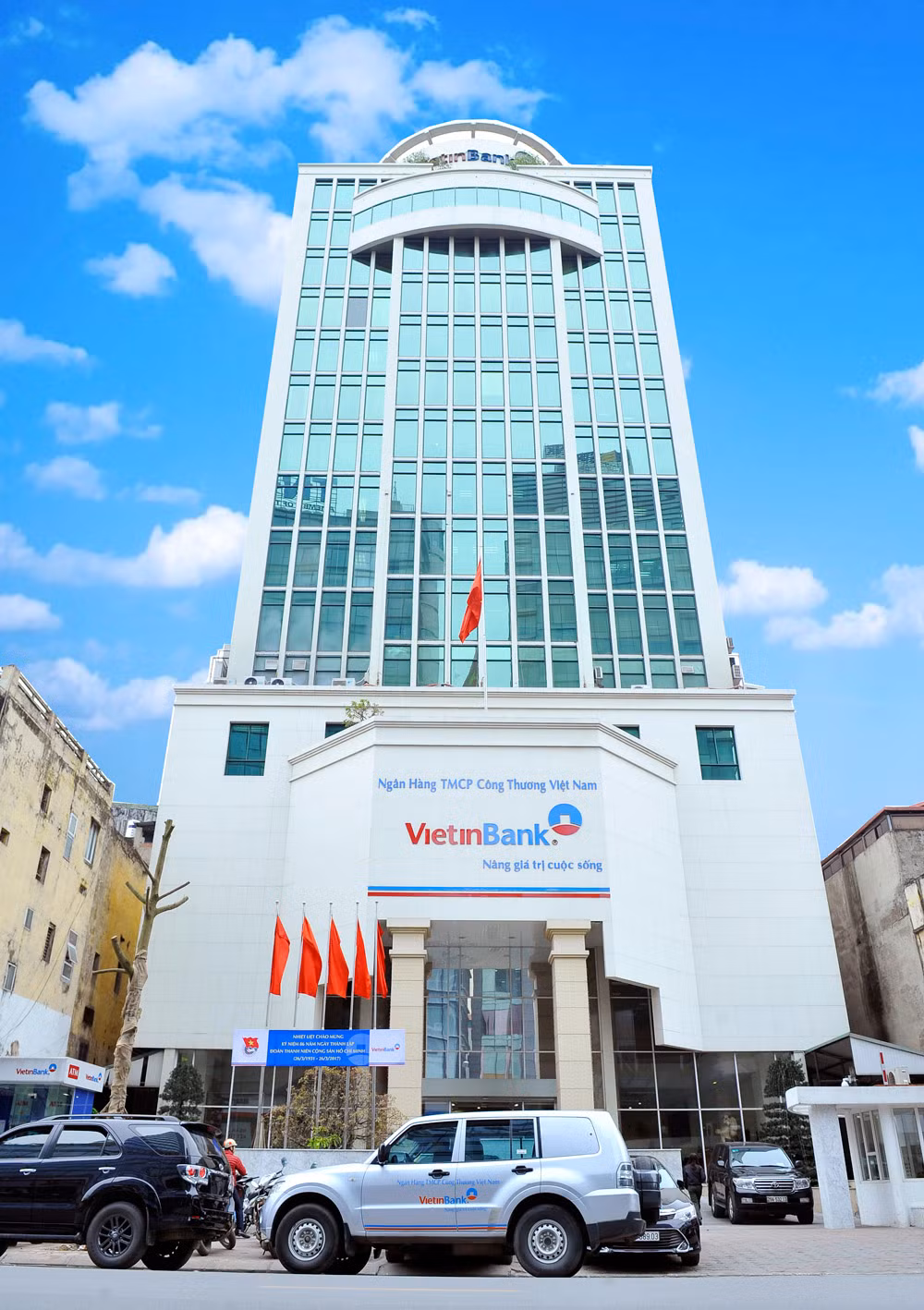 VietinBank tuyen 27 vi tri quan ly tai chi nhanh