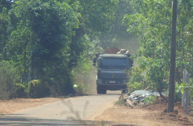 Công ty CC1 thi công cao tốc Khánh Hòa - BMT vướng nhiều “bất cập“ - Hình 7 Cong ty CC1 thi cong cao toc Khanh Hoa - BMT vuong nhieu “bat cap“-Hinh-7