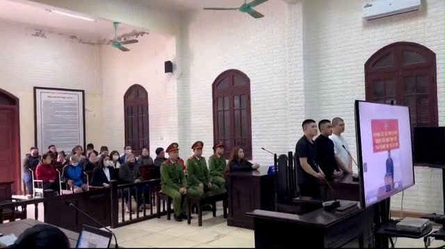 Quảng Bình: Vận chuyển hơn 9kg ma túy, 4 thanh niên lĩnh án tử Quang Binh: Van chuyen hon 9kg ma tuy, 4 thanh nien linh an tu