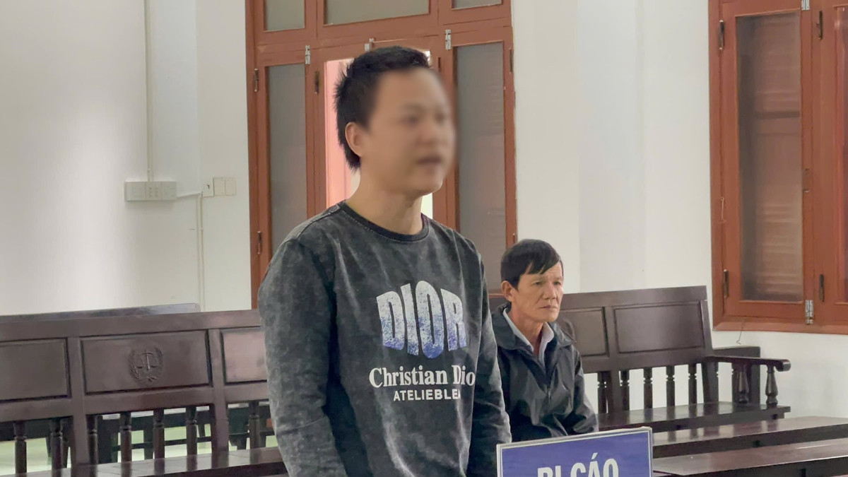 Phú Yên: Lĩnh 6 năm tù giam vì dùng súng hơi bắn người Phu Yen: Linh 6 nam tu giam vi dung sung hoi ban nguoi