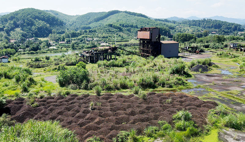 Ha Tinh dong cua nha may quang sat cong suat 500.000 tan/nam