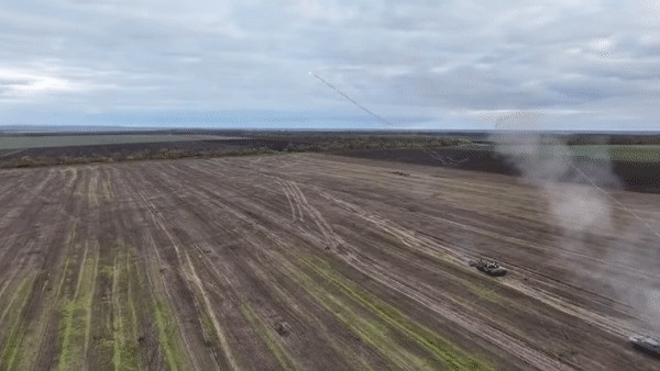 Ngoài việc dùng UR-77 để dọn các bãi mìn để tiến quân, Nga còn dùng chúng để phá công sự phòng thủ của đối phương.