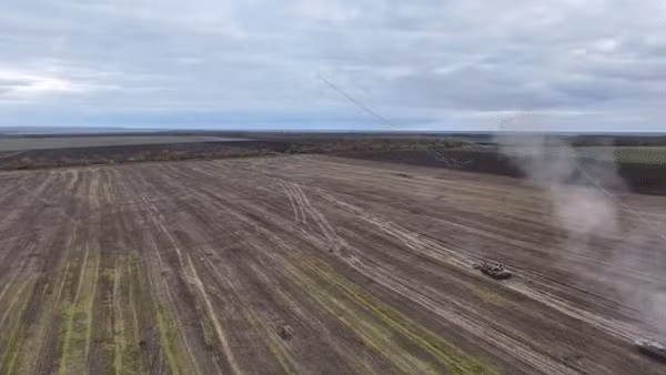 Ngoài việc dùng UR-77 để dọn các bãi mìn để tiến quân, Nga còn dùng chúng để phá công sự phòng thủ của đối phương.