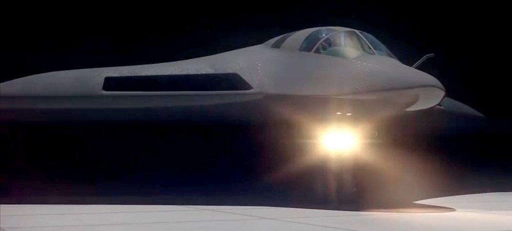 PAK DA là nỗ lực của Không quân Nga nhằm chế tạo một máy bay ném bom chiến lược tầm xa có khả năng tàng hình, một nguồn tin trong ngành công nghiệp quốc phòng lưu ý, "Poslanhik sẽ được trang bị vũ khí siêu thanh” và “hoạt động tác chiến được hỗ trợ bởi máy bay không người lái”.