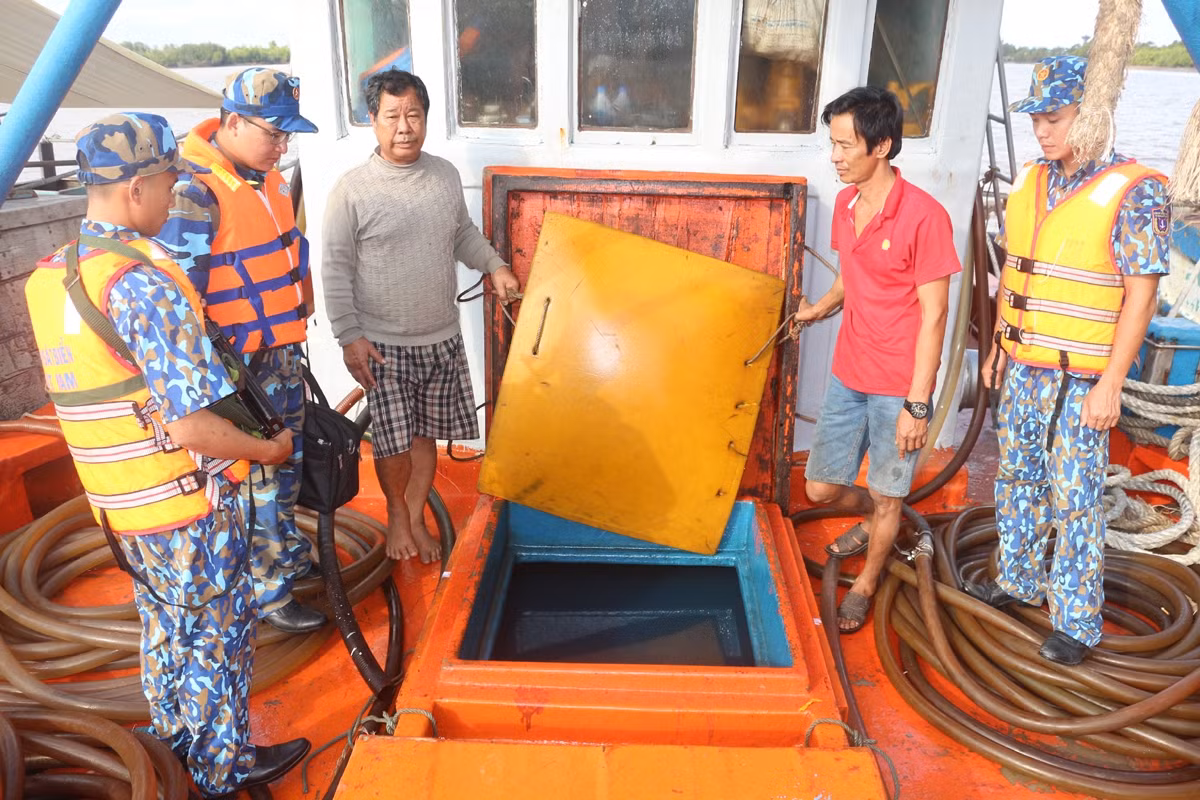 Vung Canh sat bien 4 giu vung an toan an ninh vung bien Tay Nam-Hinh-3