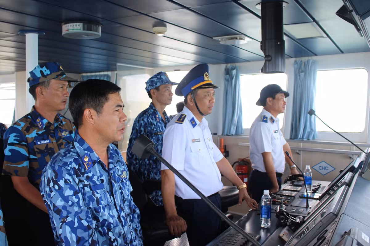 Vung Canh sat bien 4 giu vung an toan an ninh vung bien Tay Nam-Hinh-5