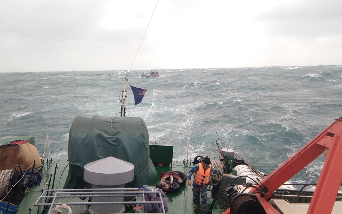 Vung Canh sat bien 4 giu vung an toan an ninh vung bien Tay Nam