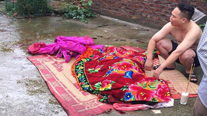 Tham sat gia dinh o Ha Noi: Tinh trang nan nhan con lai gio ra sao?