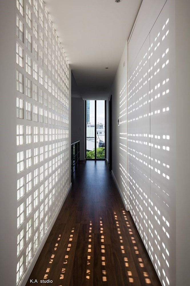 Khoảng không giúp nhà đón gió, thêm mát.