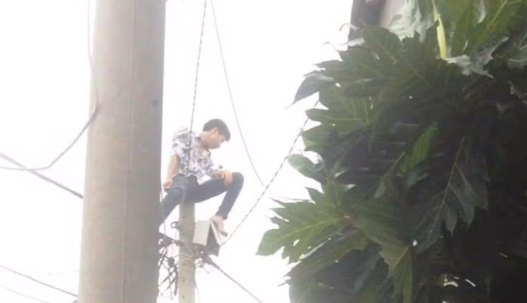 Hệ thống điện toàn bộ khu vực cũng đã được Công ty Điện lực Thủ Đức (Tổng Công ty Điện lực TP HCM) cô lập nhằm đảm bảo an toàn cho đối tượng cũng như lực lượng cứu hộ.