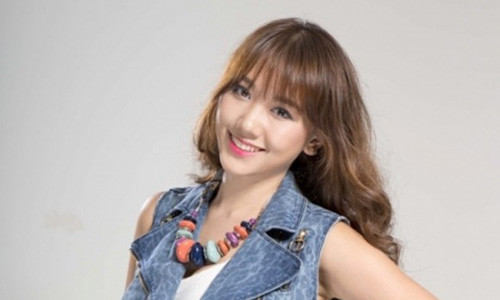 Hari Won ngày càng xinh xắn và dịu dàng. Cô đang cố gắng, nỗ lực hết mình để phát triển sự nghiệp ca hát.