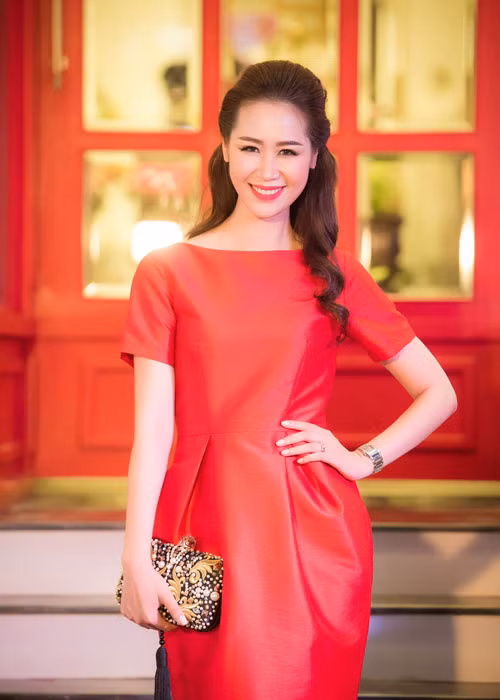 Bà mẹ một con khoe nhan sắc được khen ngợi ngày càng mặn mà.