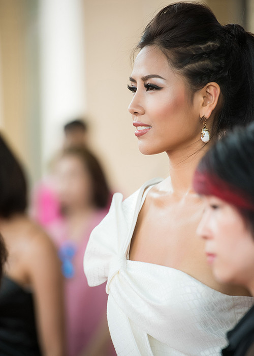 Mới đây, người đẹp 9X không giấu giếm mong muốn tham gia Miss Universe 2016 (Hoa hậu Hoàn vũ Thế giới) sau ồn ào được chọn tham gia cuộc thi này. 