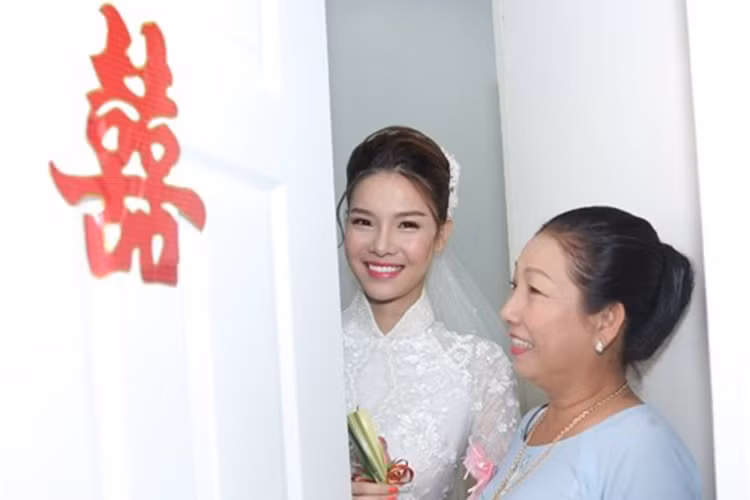 Ky Han bat khoc trong dam hoi voi Mac Hong Quan