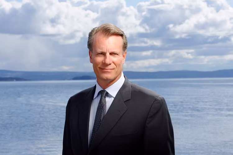 Gia đình Andresen kiếm tiền nhờ thương hiệu thuốc lá Tiedemanns, hoạt động dưới sự quản lý của Ferd tới năm 2005. Hiện nay, Ferd chủ yếu hoạt động trong lĩnh vực đầu tư. 