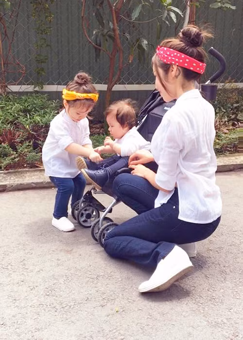 Anh di dao gay sot cua Elly Tran cung hai nhoc ti-Hinh-6