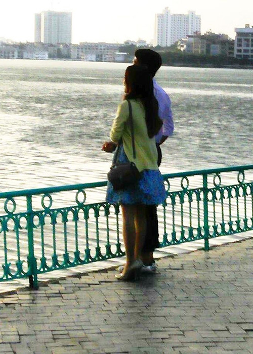 Hiện tại, Kang Tae Oh đang có mặt ở Hà Nội để quay “Tuổi thanh xuân”. Sắp tới, ê-kíp còn ghi hình ở Đà Lạt. (Ảnh: linhsu06)