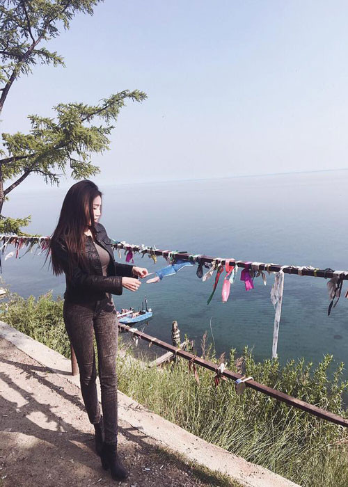 Trước chuyến công tác dài ngày ở Nga, nữ diễn viên phim "Khát vọng thượng lưu" đã tổ chức tiệc sinh nhật sớm dành cho con gái Mộc Trà.