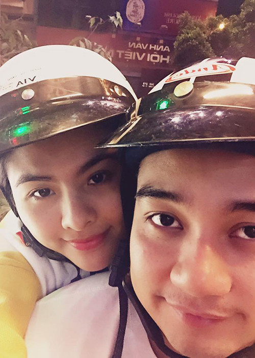 Nữ diễn viên sinh năm 1990 cùng người bạn đời đón năm mới đầu tiên sau khi trở thành vợ chồng.