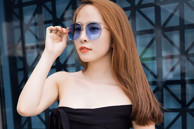 Từ khi kết hôn với người mẫu Doãn Tuấn, “cá sấu chúa” Quỳnh Nga ít tham gia các hoạt động showbiz và tránh xa những thị phi ồn ào.