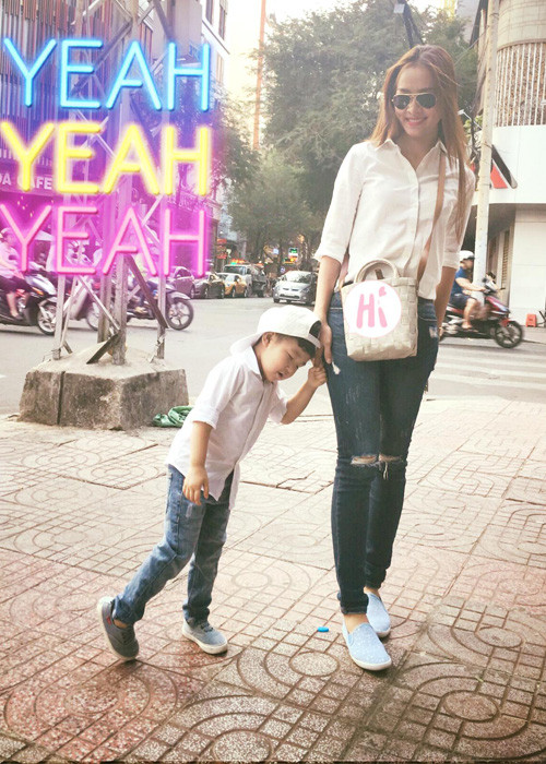 Đối với Diệp Bảo Ngọc, con trai chính là chỗ dựa vững chắc nhất của cô. Ngoài công việc, cô dành thời gian còn lại cho con trai.