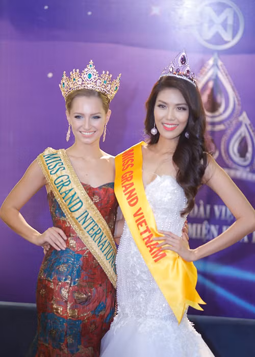 Truc tiep chung ket Hoa khoi Ao dai Viet Nam 2016-Hinh-4