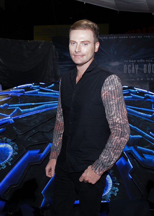 Ca sĩ Kyo York cũng là một trong số nghệ sĩ Việt háo hức thưởng thức phần 2 của bộ phim “Ngày độc lập”. 